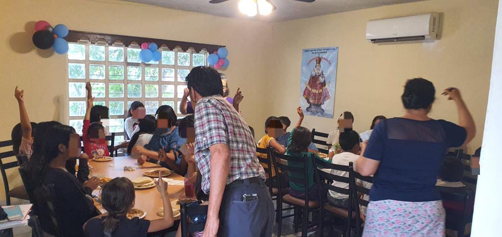 Imagen 3 de la galería de COMEDOR DIVINO NIÑO DE PRAGA