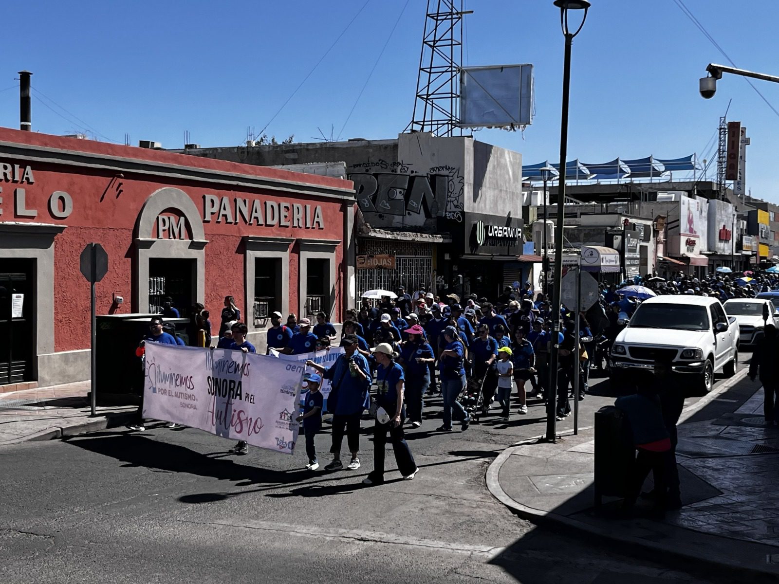Imagen 5 de la galería de ILUMINEMOS POR EL AUTISMO CAPITULO SONORA